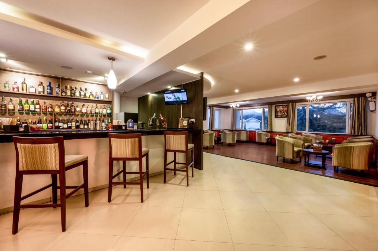 सहारा Sterling Fern Hill 5*