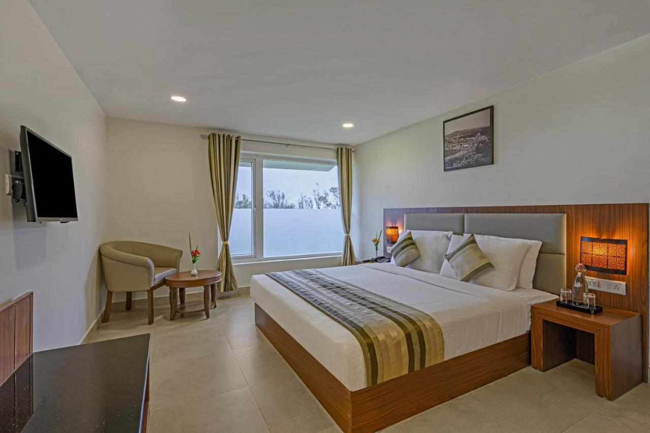 सहारा Sterling Fern Hill 5*